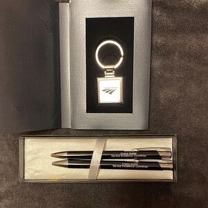 Amtrak Keychain and Pen Set